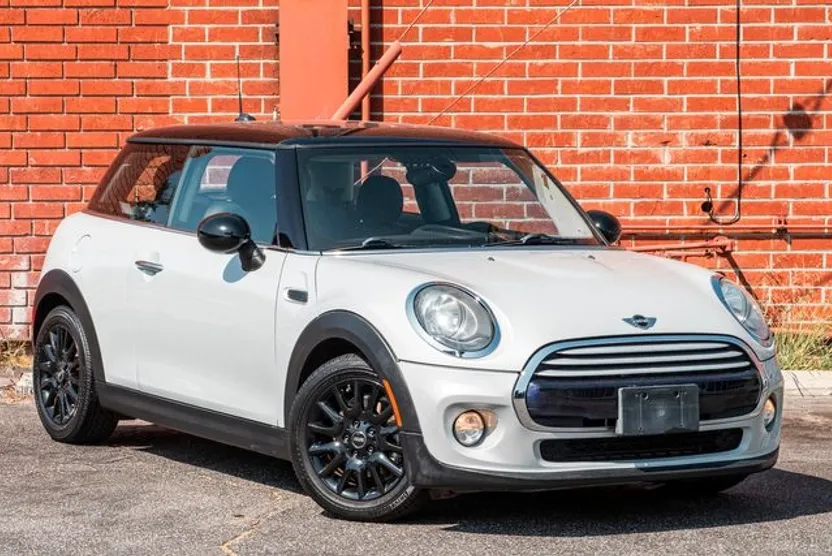 2014 Mini Cooper Hardtop photo 1