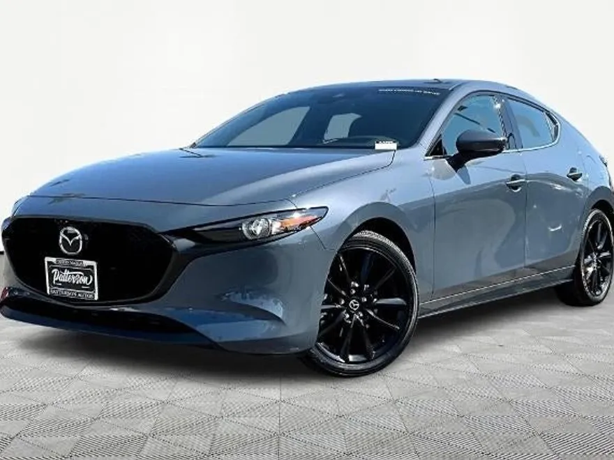 2023 Mazda Mazda3 Hatchback 2.5 s Premium photo 1