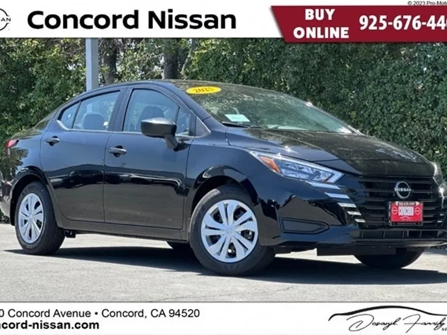2025 Nissan Versa 1.6 S photo 1