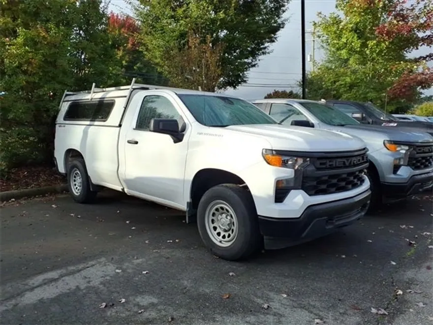 2023 Chevrolet Silverado 1500 photo 1