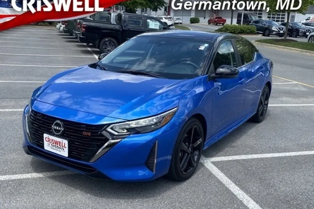 2024 Nissan Sentra SR photo 1