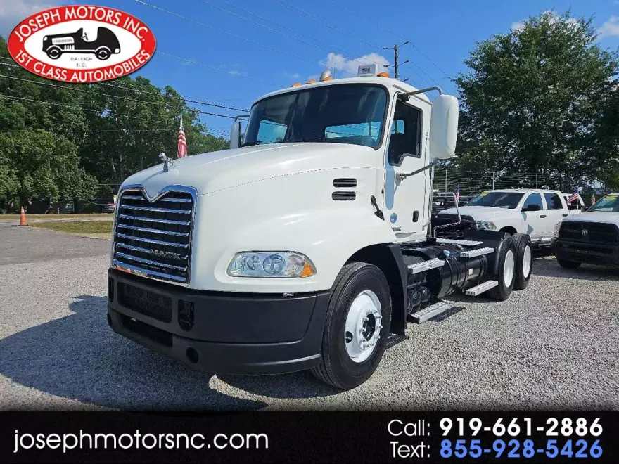 2012 Mack CXU (Pinnacle) photo 1