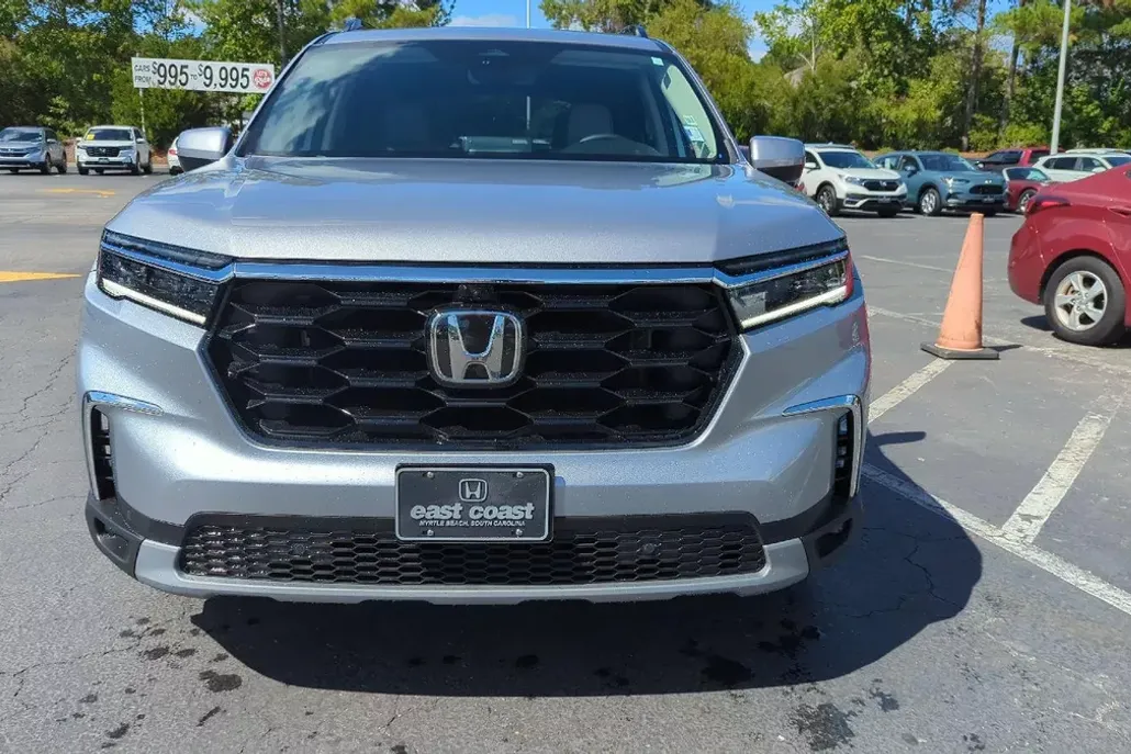 2025 Honda Pilot Elite photo 1