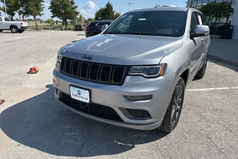 2019 Jeep Grand Cherokee High Altitude photo 1