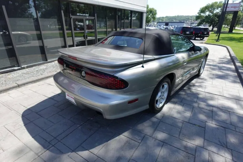 2000 Pontiac Firebird TRANS AM photo 1