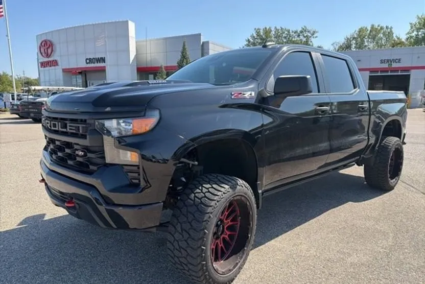 2022 Chevrolet Silverado 1500 Custom Trail Boss photo 1
