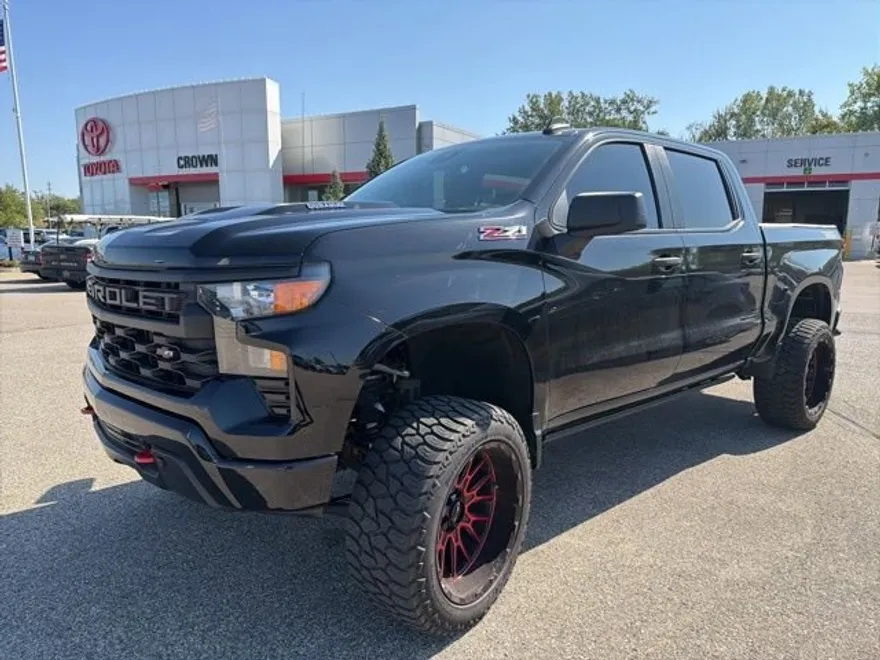2022 Chevrolet Silverado 1500 Custom Trail Boss photo 1