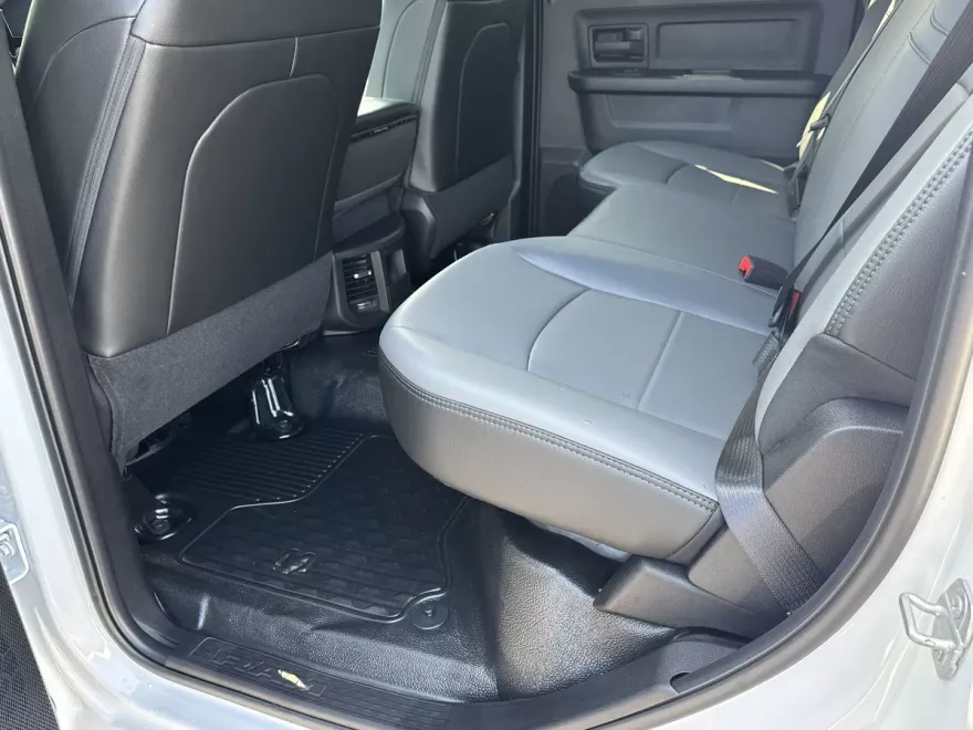 2025 Ram 3500 Tradesman photo 1