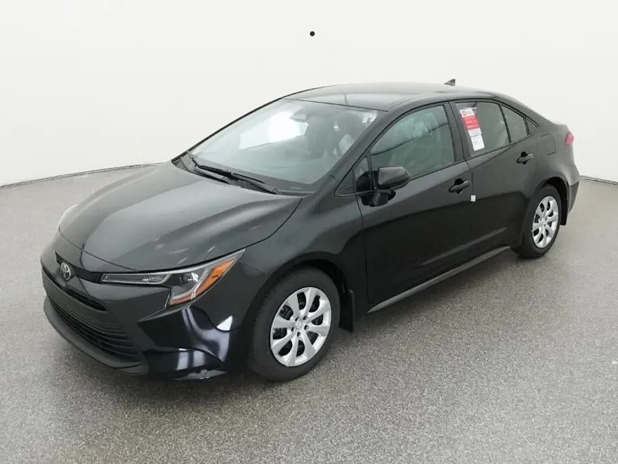 2025 Toyota Corolla LE photo 1