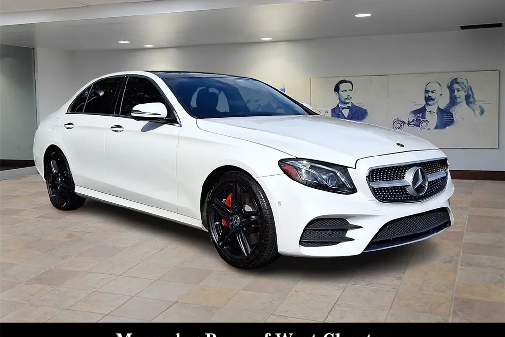 2018 Mercedes Benz E 300 photo 1