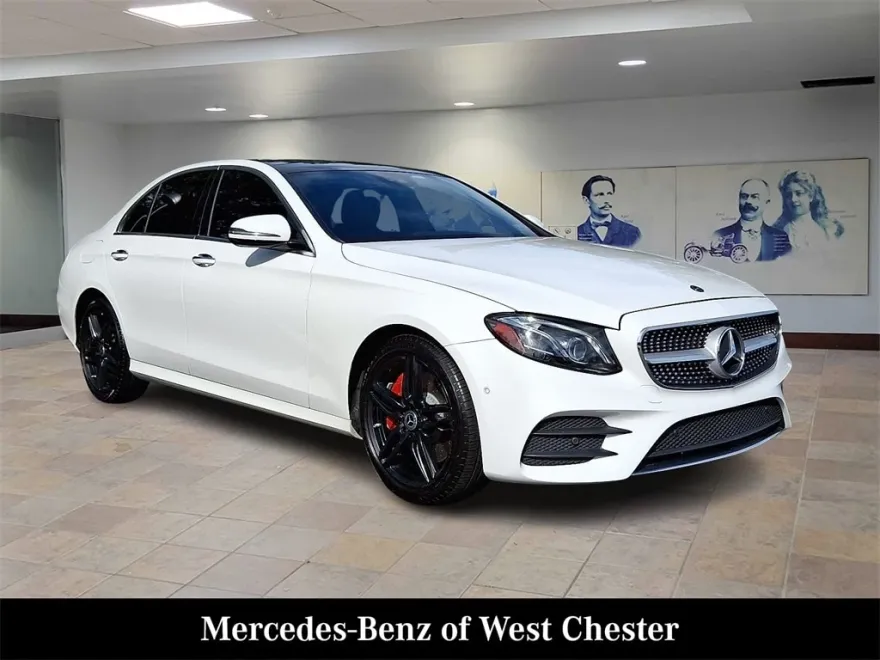2018 Mercedes Benz E 300 photo 1