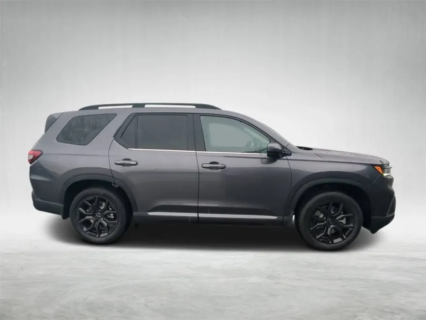 2025 Honda Pilot Touring photo 1