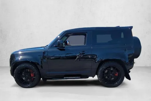 2023 Land Rover Defender 90 V8 photo 2