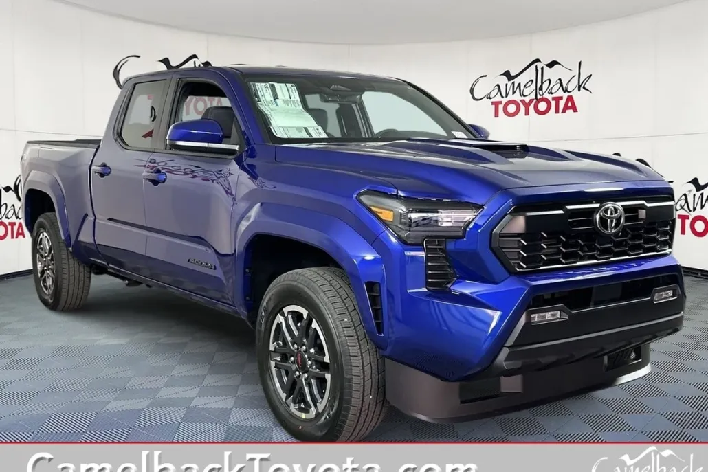 2025 Toyota Tacoma TRD Sport photo 1