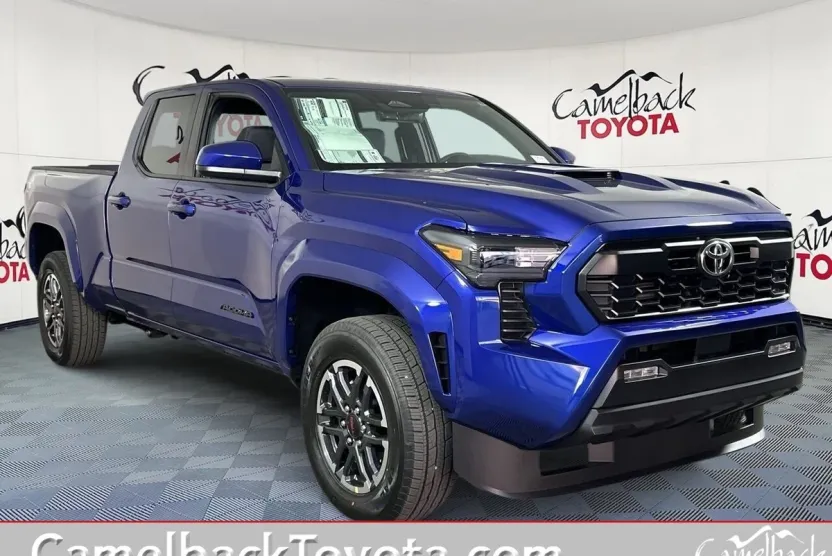 2025 Toyota Tacoma TRD Sport photo 1