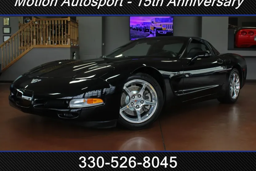 2003 Chevrolet Corvette photo 1