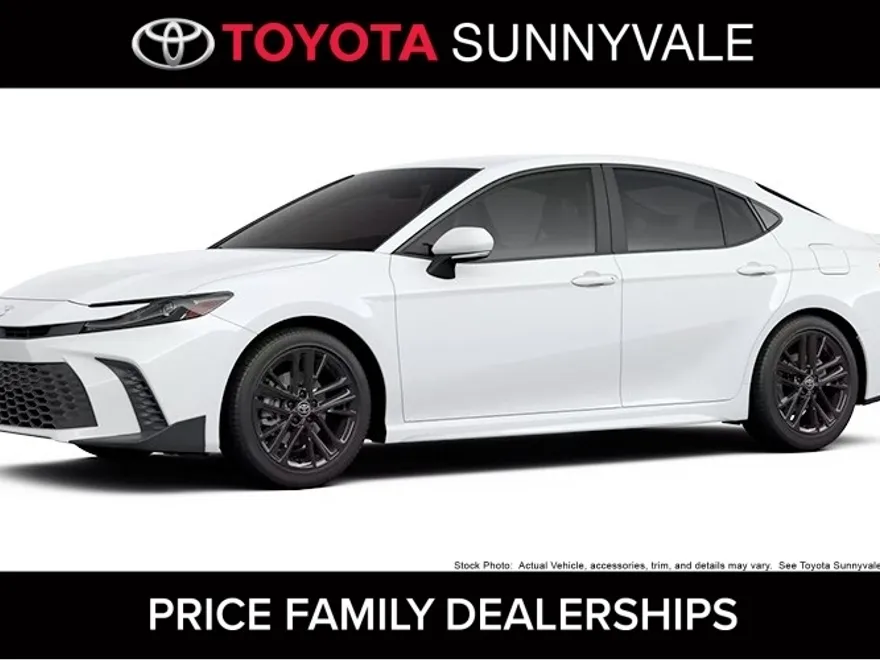2025 Toyota Camry SE photo 1