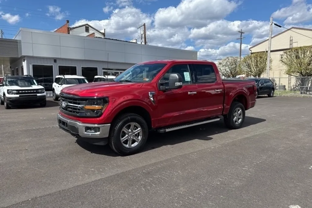 2025 Ford F-150 XLT photo 1
