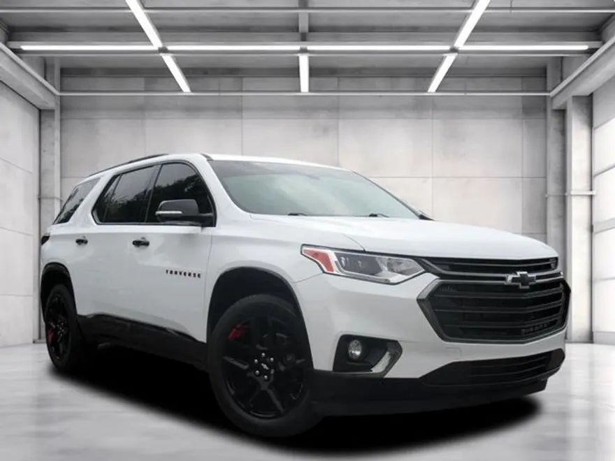 2020 Chevrolet Traverse Premier photo 1