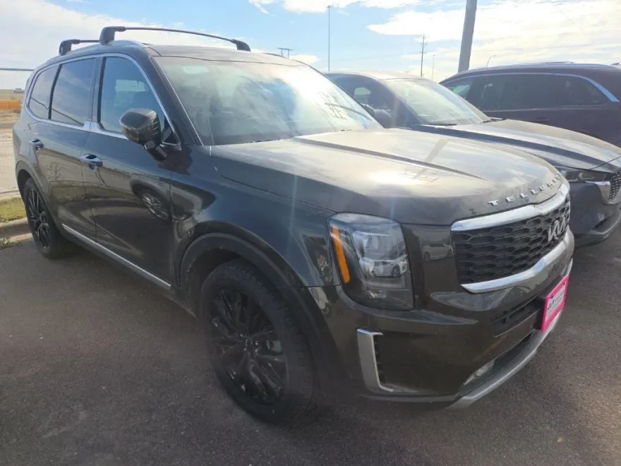 2022 Kia Telluride SX photo 1