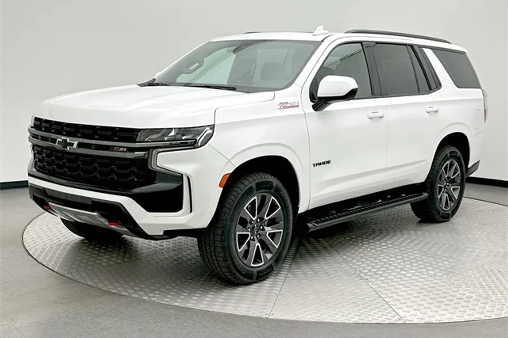 2021 Chevrolet Tahoe Z71 photo 1