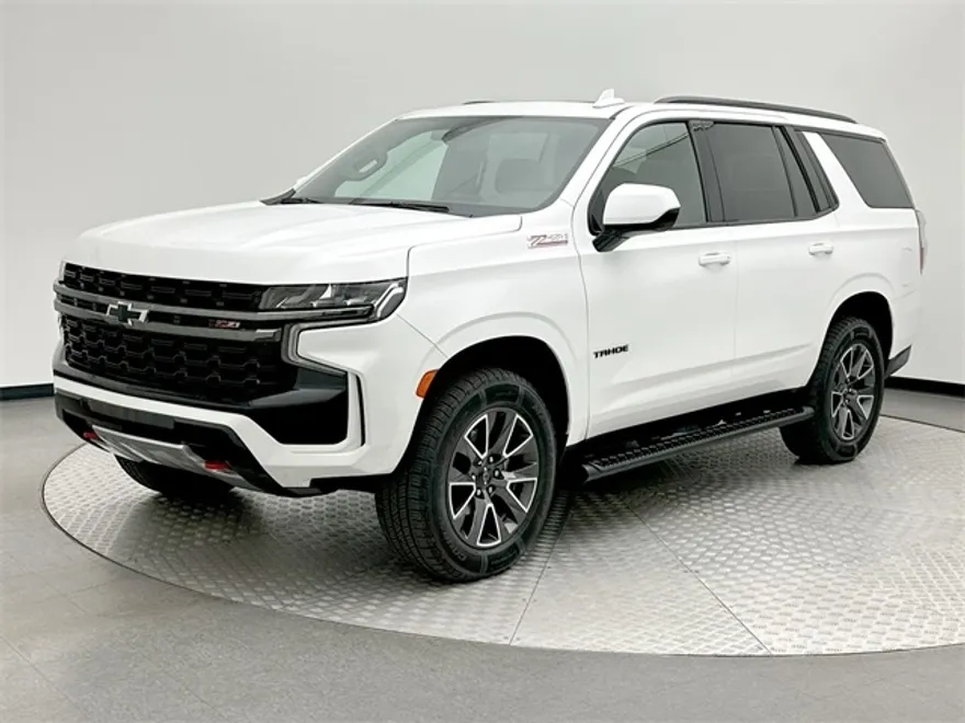 2021 Chevrolet Tahoe Z71 photo 1