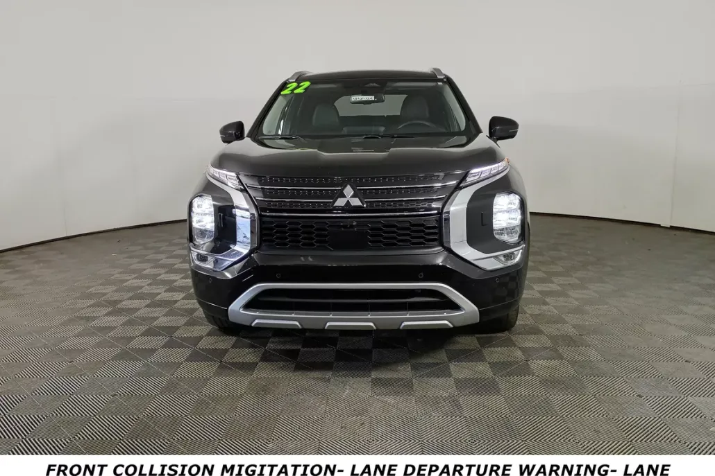 2022 Mitsubishi Outlander SEL S-AWC photo 1