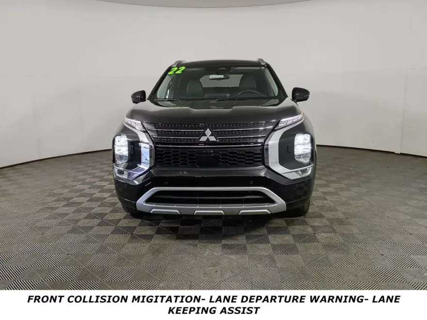 2022 Mitsubishi Outlander SEL S-AWC photo 1