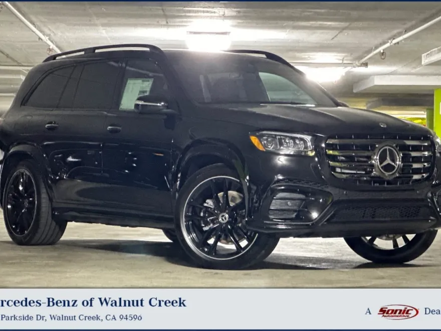 2025 Mercedes Benz GLS 450 4MATIC photo 1