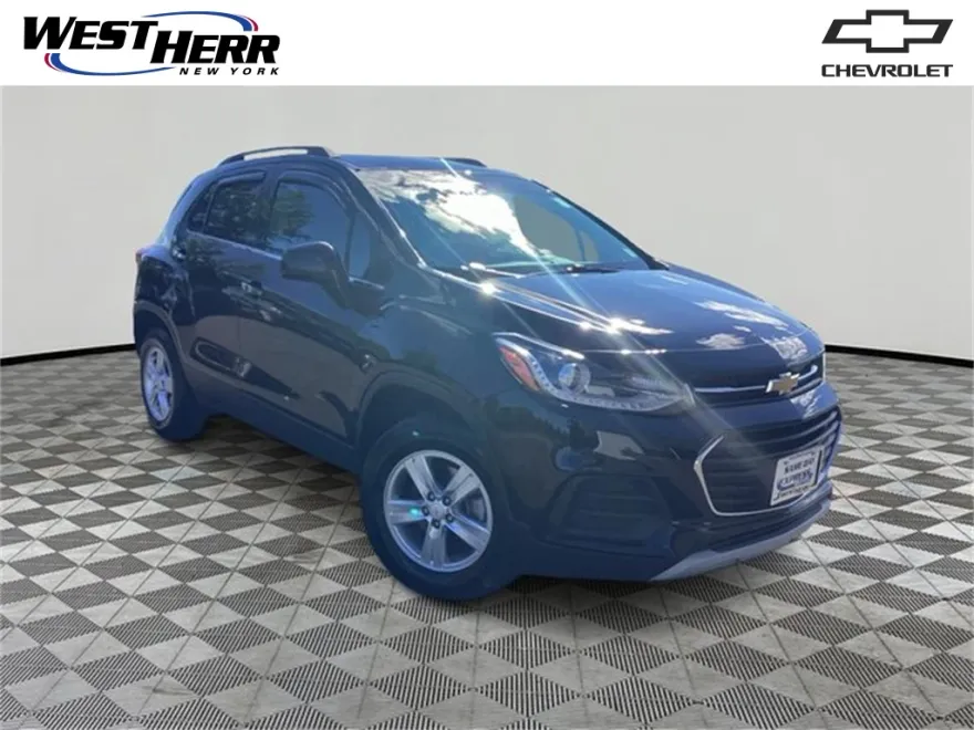 2019 Chevrolet Trax LT photo 1
