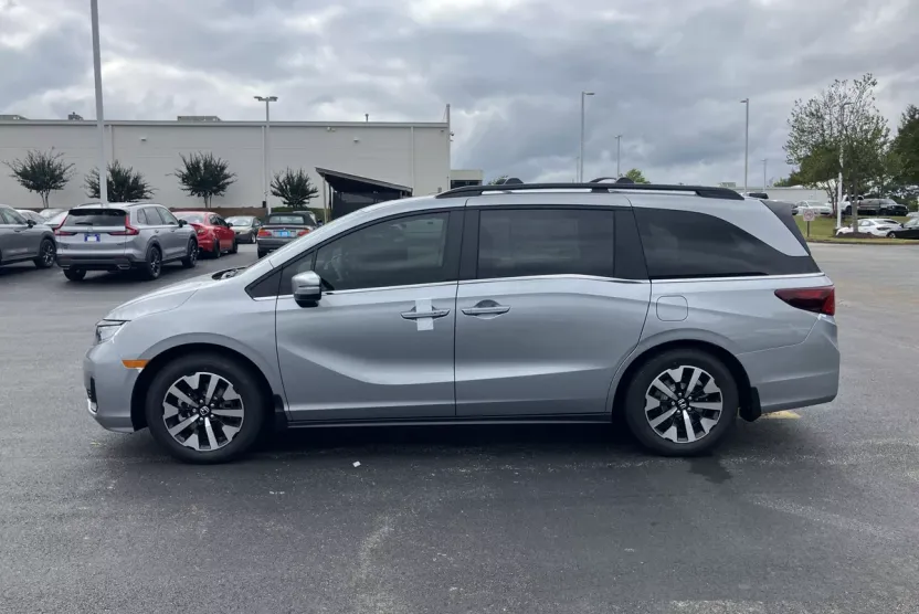 2026 Honda Odyssey EX-L photo 1