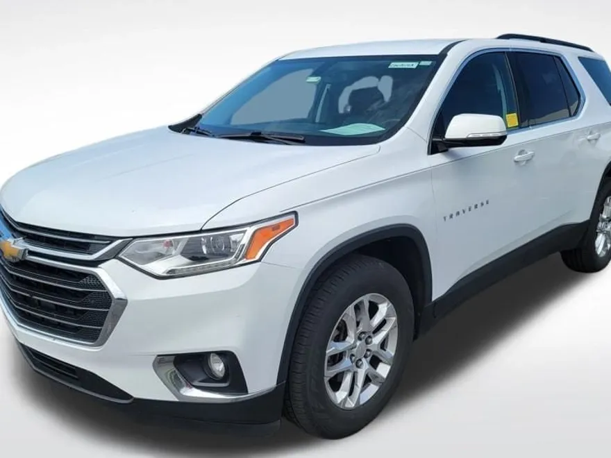 2019 Chevrolet Traverse Cloth 1LT photo 1