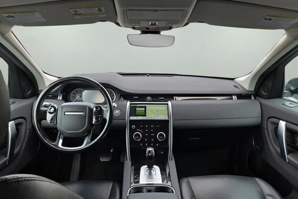 2020 Land Rover Discovery Sport S photo 1
