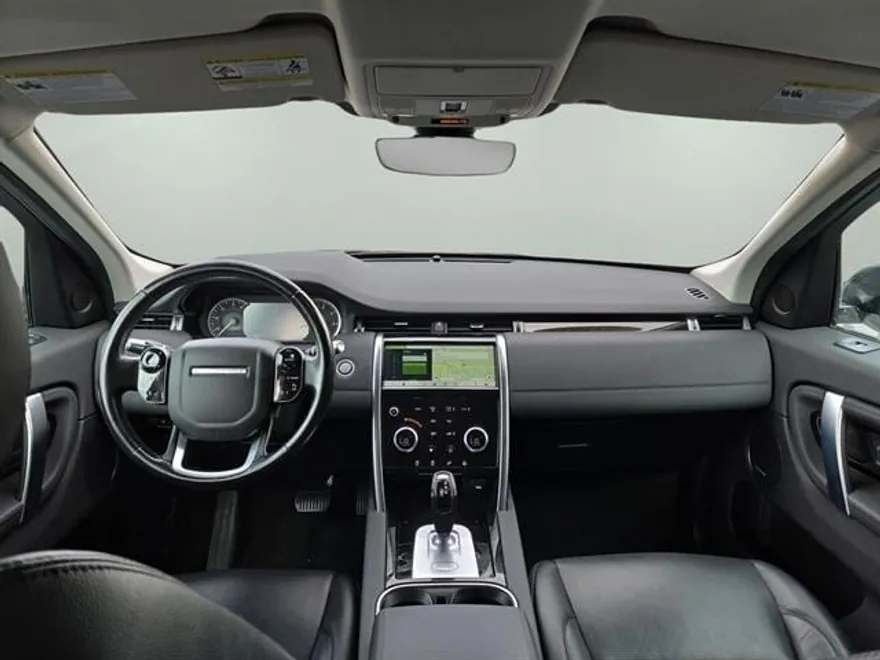 2020 Land Rover Discovery Sport S photo 1