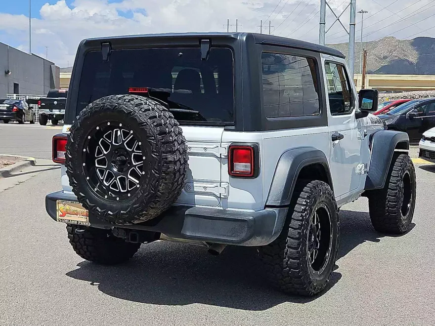 2020 Jeep Wrangler Sport S photo 1