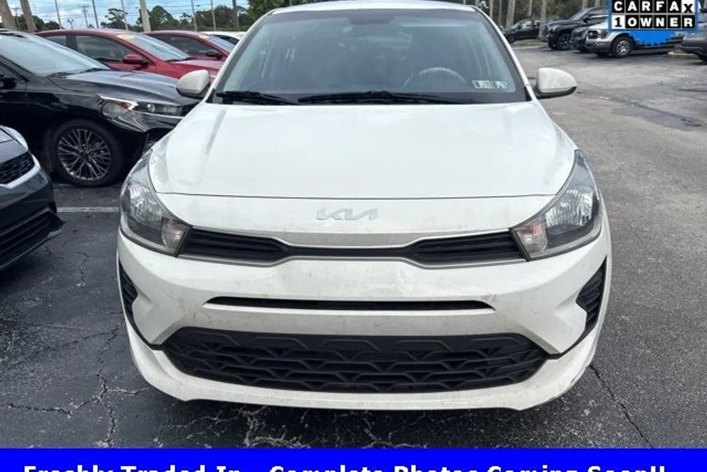 2022 Kia Rio LX S photo 1
