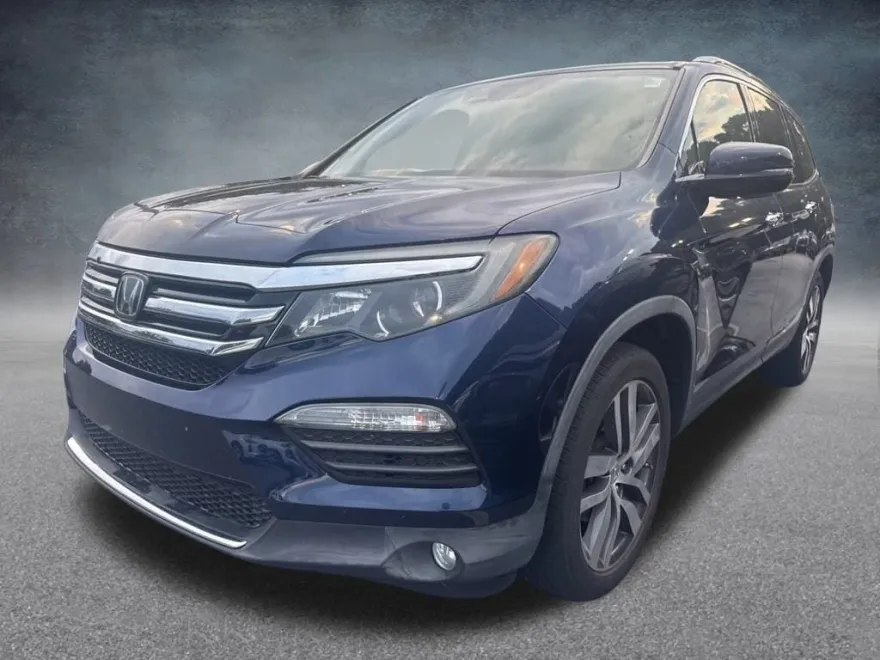 2017 Honda Pilot Elite photo 1