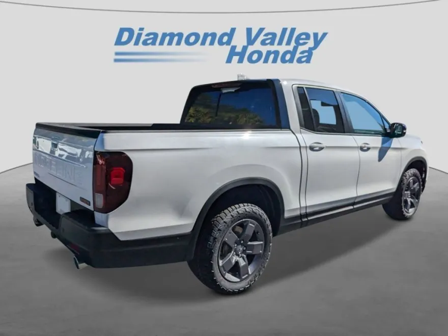 2025 Honda Ridgeline TrailSport photo 1