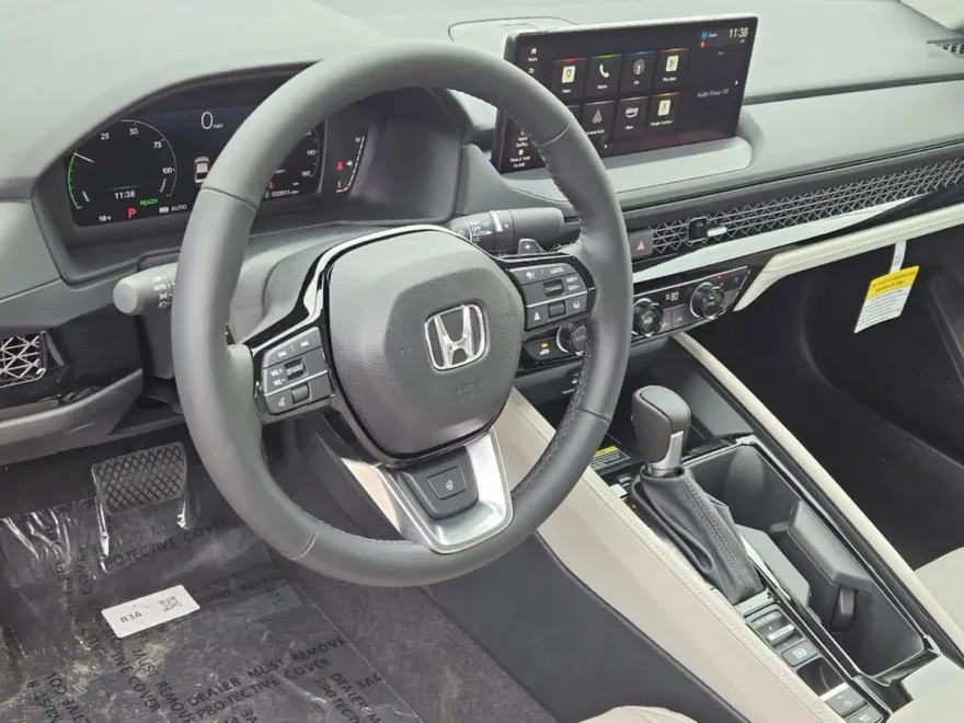 2025 Honda Accord Hybrid Touring photo 1