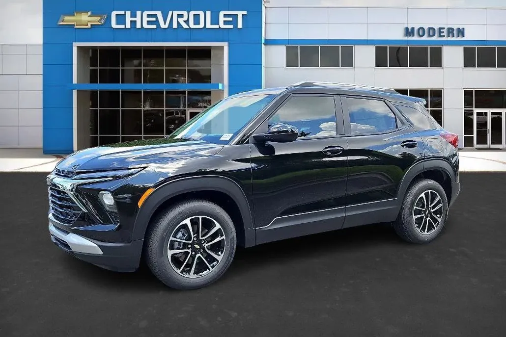 2026 Chevrolet Trailblazer LT photo 1
