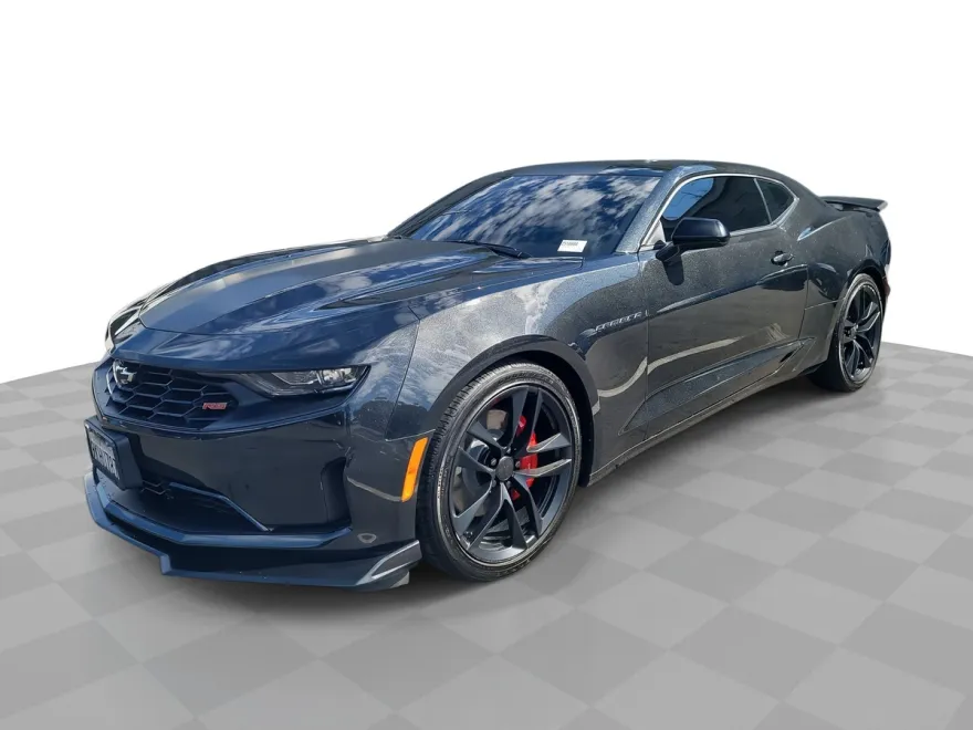 2024 Chevrolet Camaro 2LT 3LT photo 1