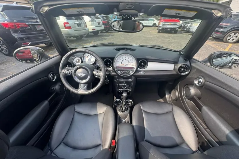 2013 Mini Cooper Convertible photo 1