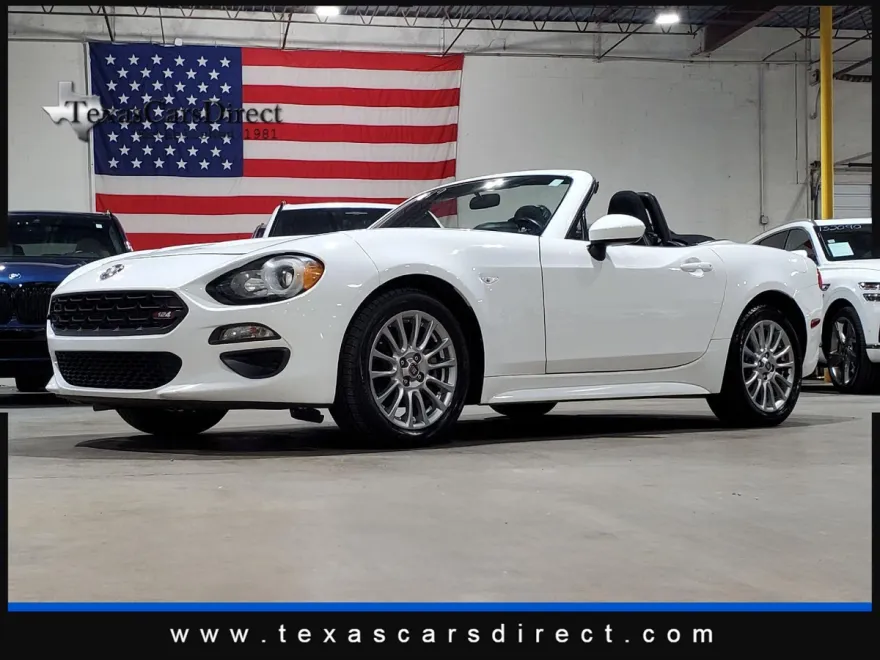 2018 Fiat 124 Spider Classica photo 1