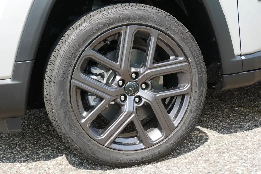 2025 Jeep Compass Limited photo 1