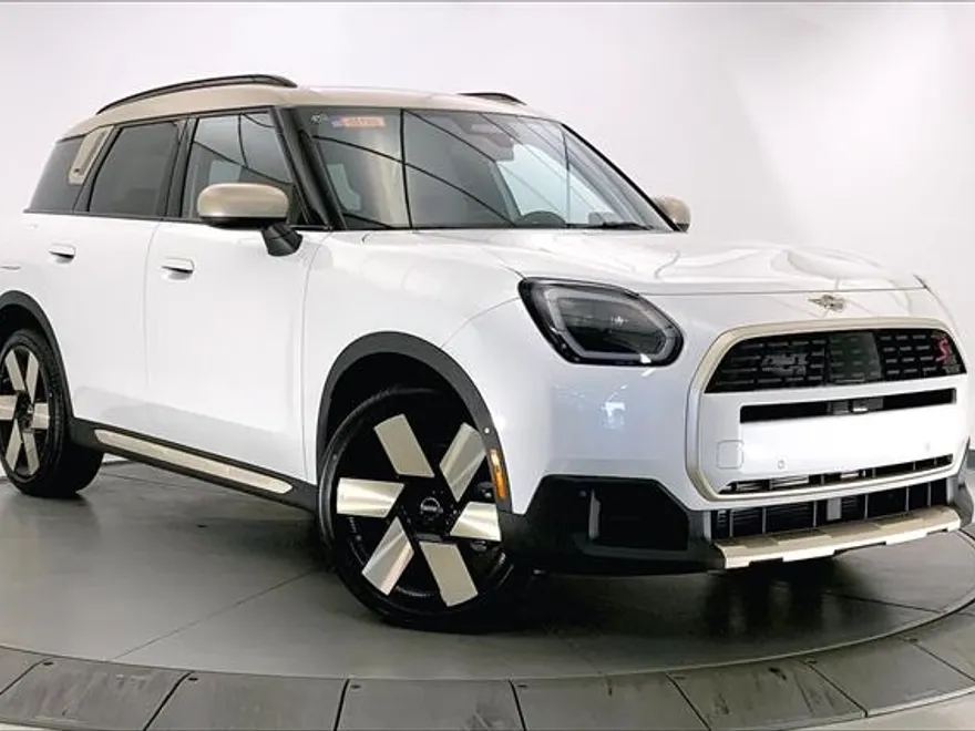 2025 Mini Countryman S ALL4 Iconic photo 1