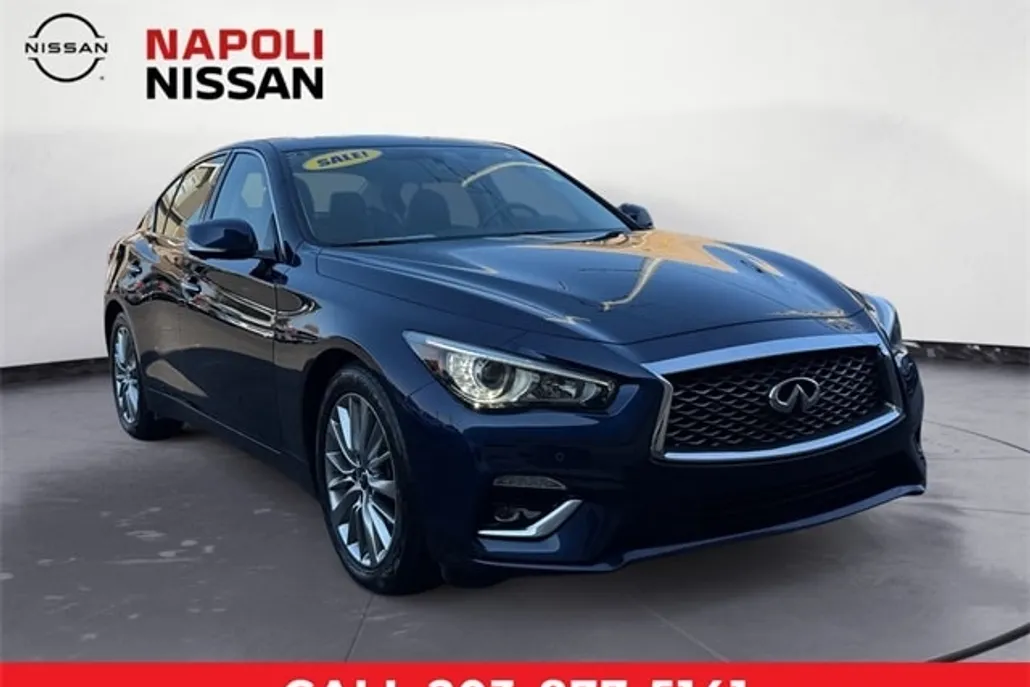 2023 Infiniti Q50 LUXE photo 1