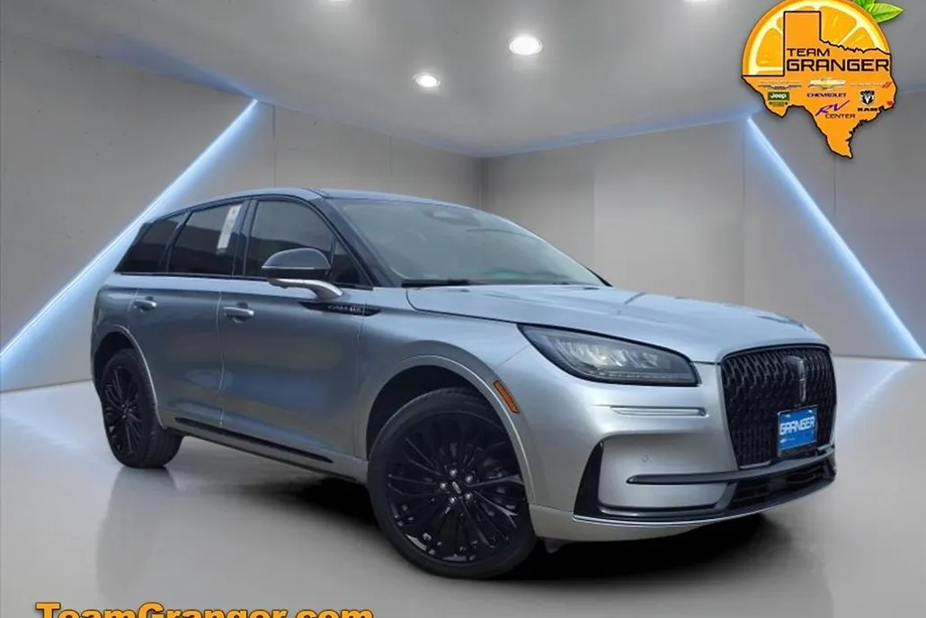 2024 Lincoln Corsair Premiere photo 1