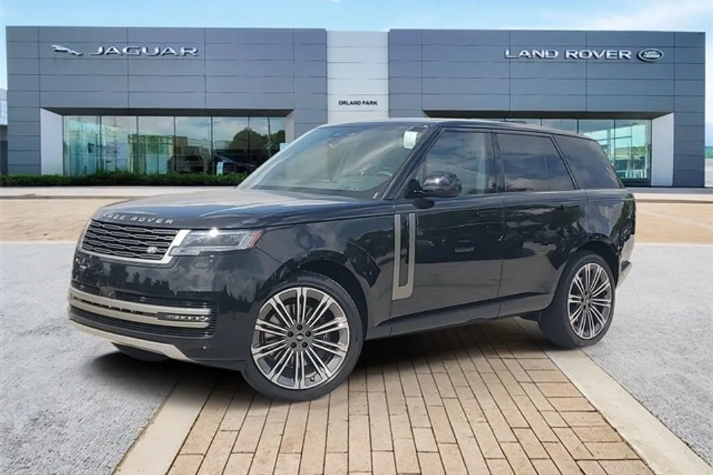 2025 Land Rover Range Rover SE photo 1