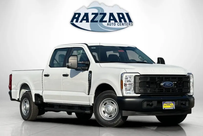 2025 Ford F-350 XL photo 1