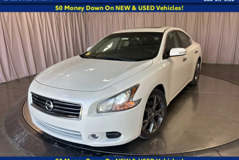 2013 Nissan Maxima SV photo 1